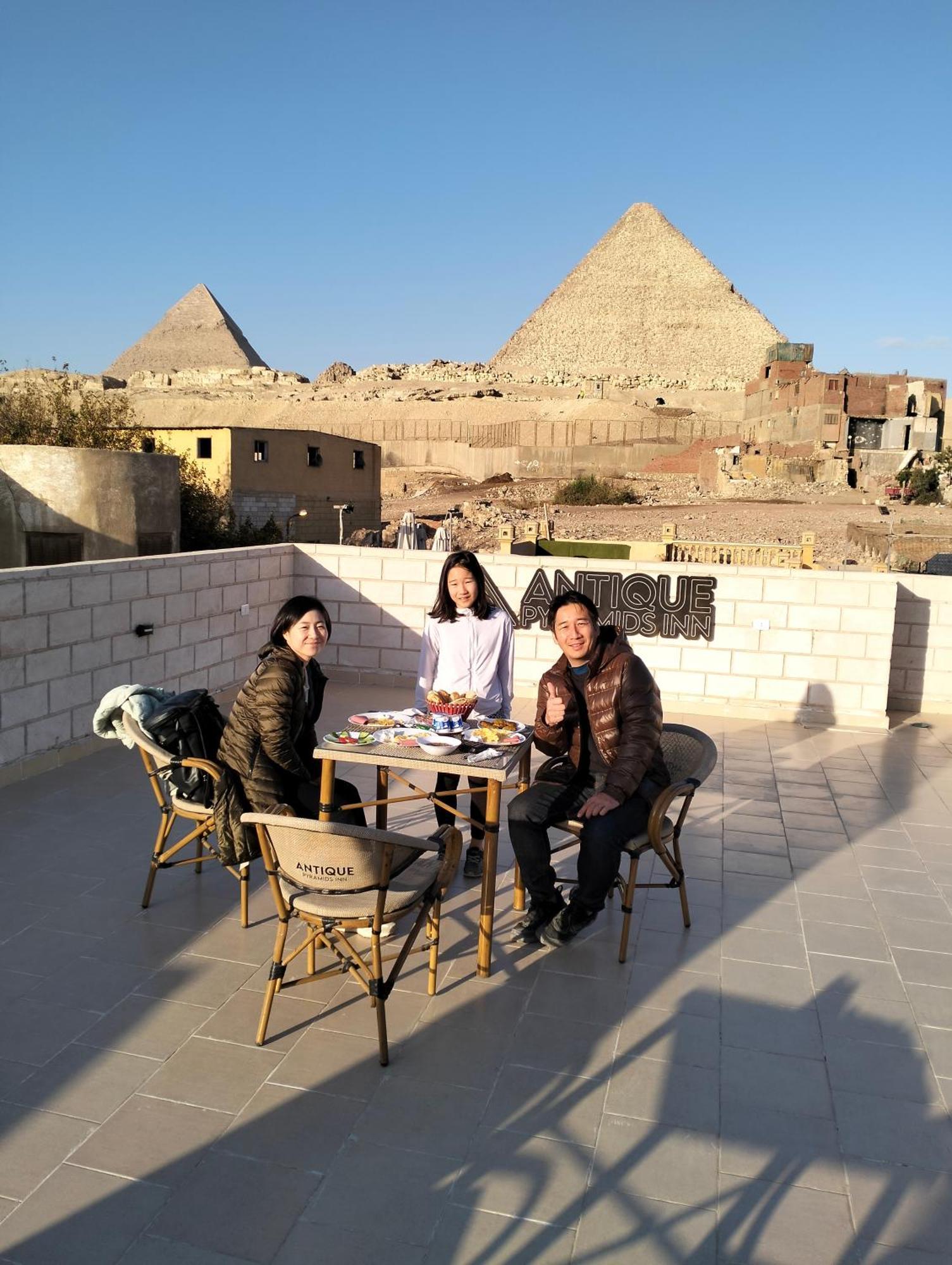 Antique Pyramids Inn Giza Bagian luar foto