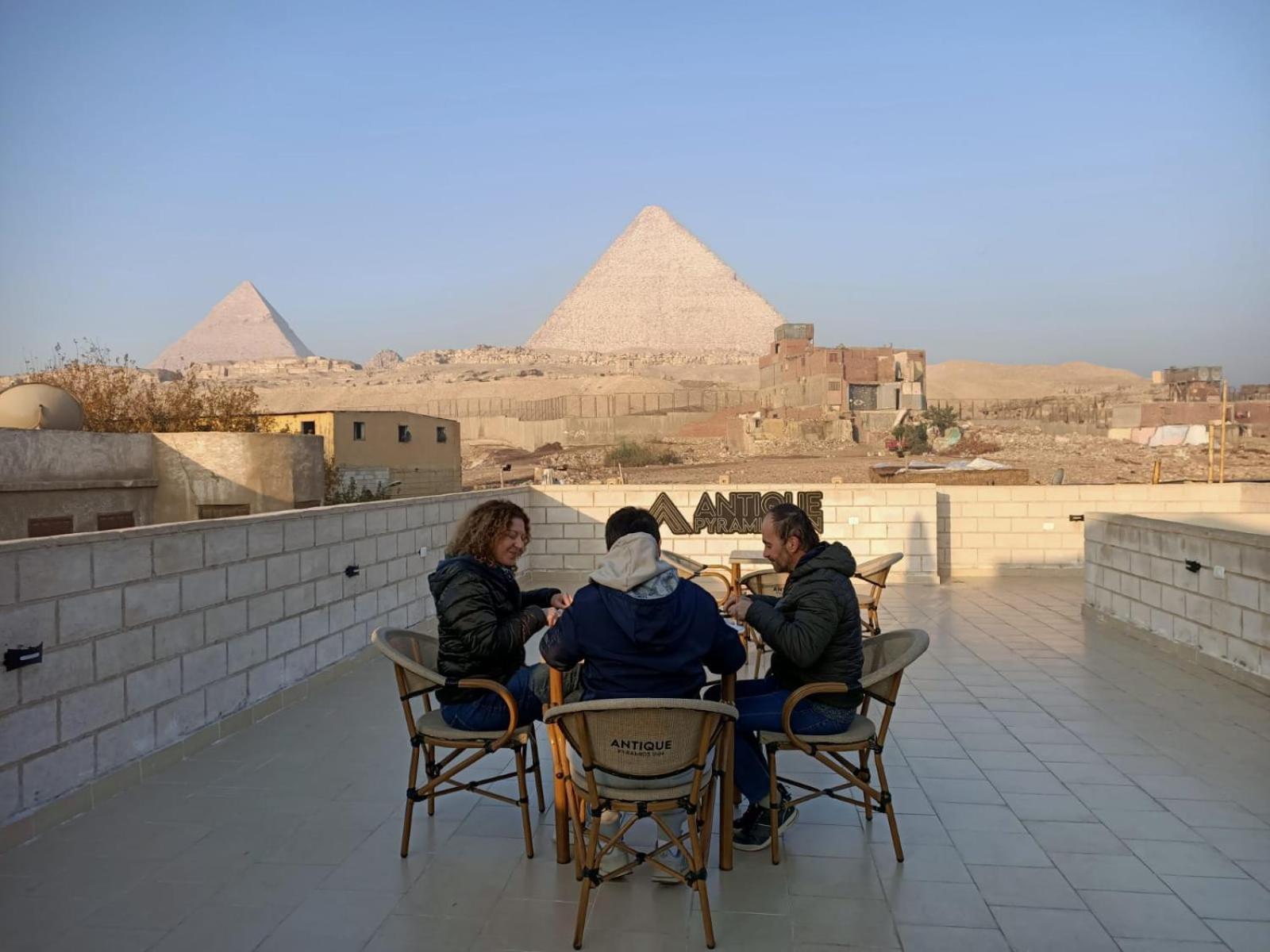 Antique Pyramids Inn Giza Bagian luar foto